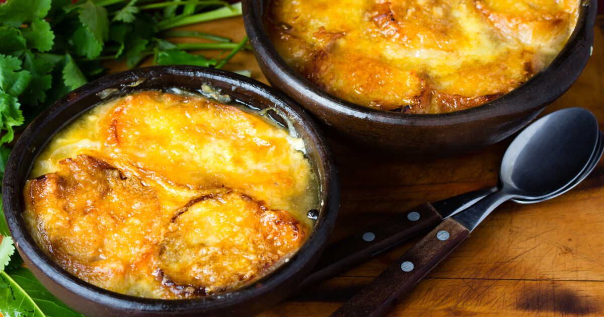 Réconfort d'automne : la soupe de butternut gratinée qui va vous séduire