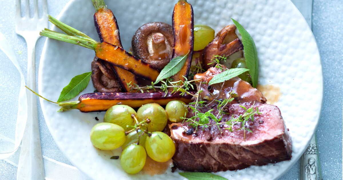 Redécouvrez la biche rôtie à la verveine : un délice automnal