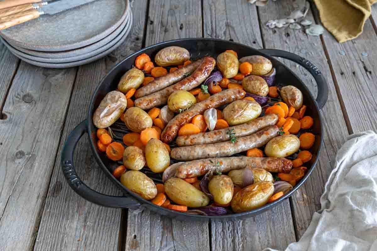 Une recette facile de chipolatas tout en un