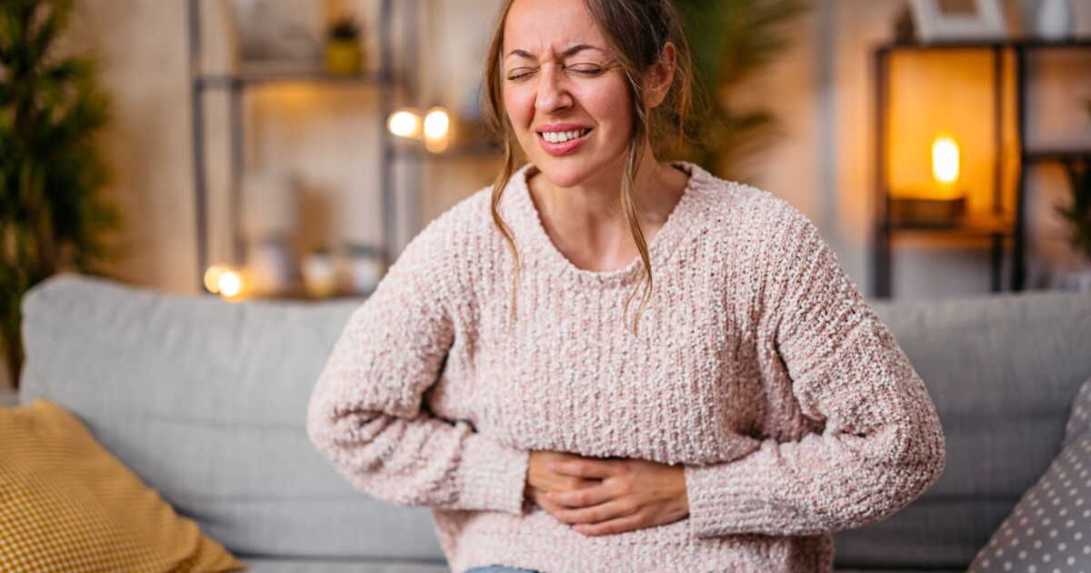 Ventre ballonné : voici ce qu'il faut manger le lendemain d'un repas lourd