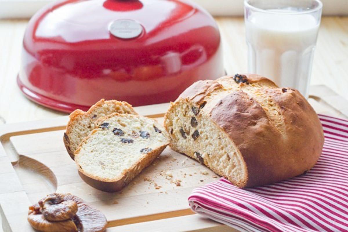 Pain au lait aux raisins secs et figues moelleuses