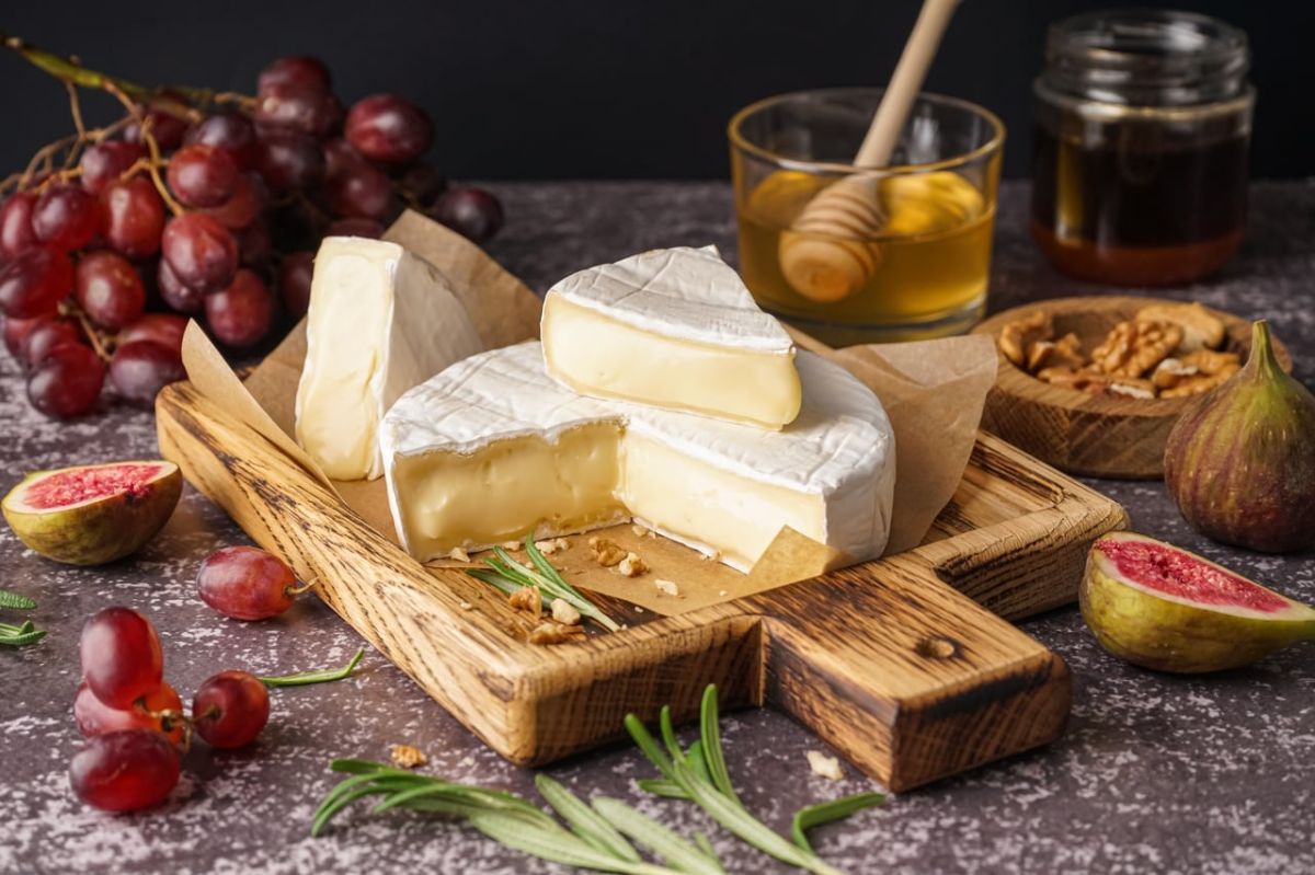 De la modération à la table : ce fromage français qui fait exploser le compteur calorique