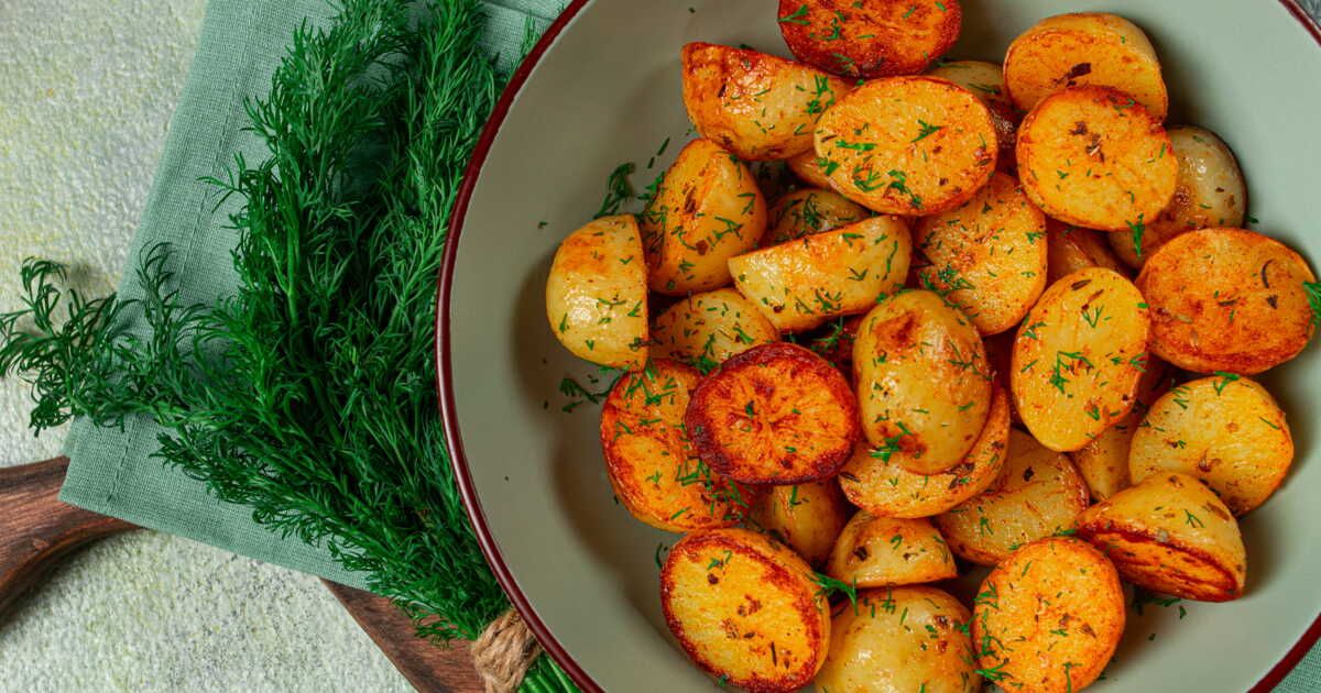 Des astuces infaillibles pour cuisiner des pommes de terre dans une poêle inox