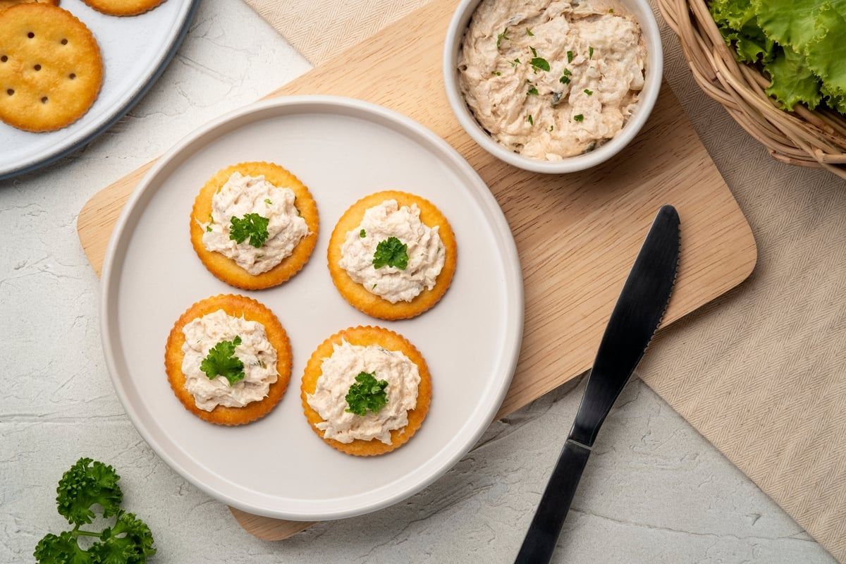 Une tartinade au thon légère pour l'apéritif : fraîcheur et plaisir au rendez-vous