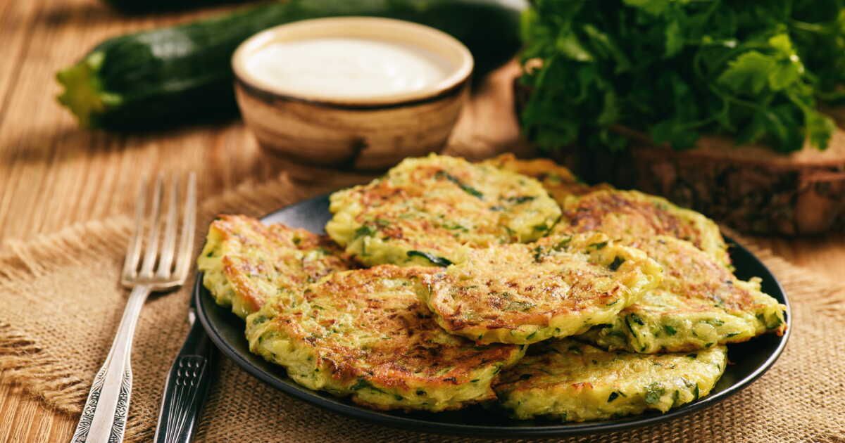 Des beignets de courgettes croustillants sans friteuse
