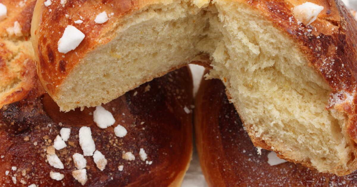 Mouna de Pâques : la recette de cette brioche originaire d'Oran délicatement parfumée à la fleur d'oranger