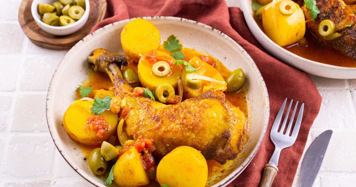 La vraie recette du tajine de poulet aux olives, révélée par le chef Abdel Alaoui