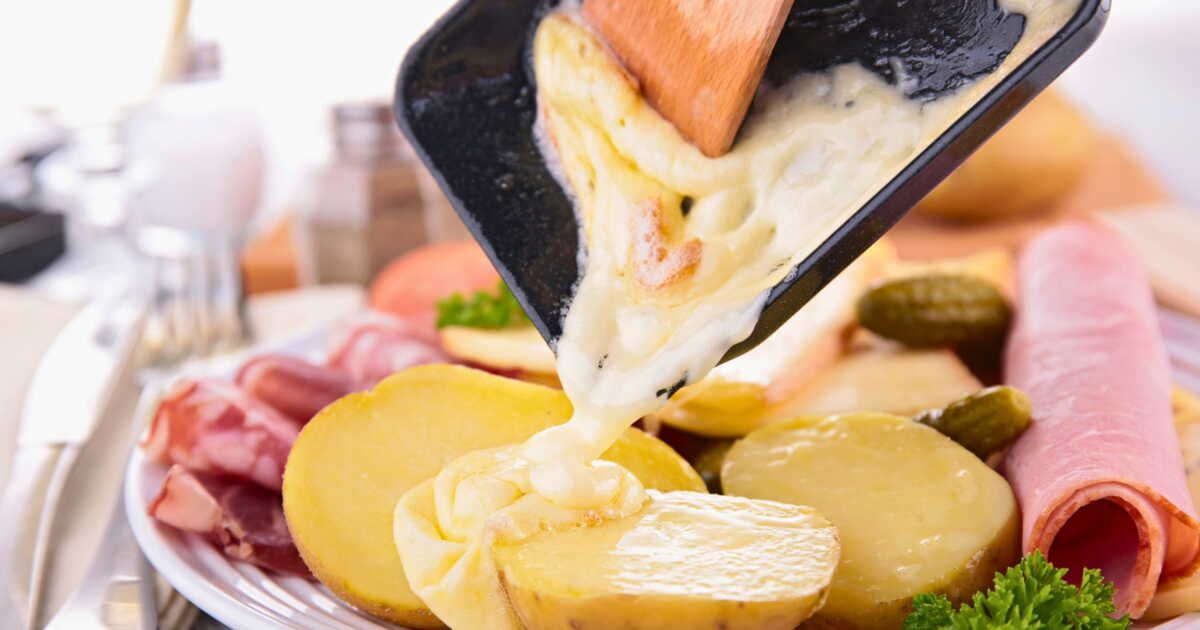 Raclette légère : 4 astuces pour réduire l'index glycémique sans sacrifier le goût
